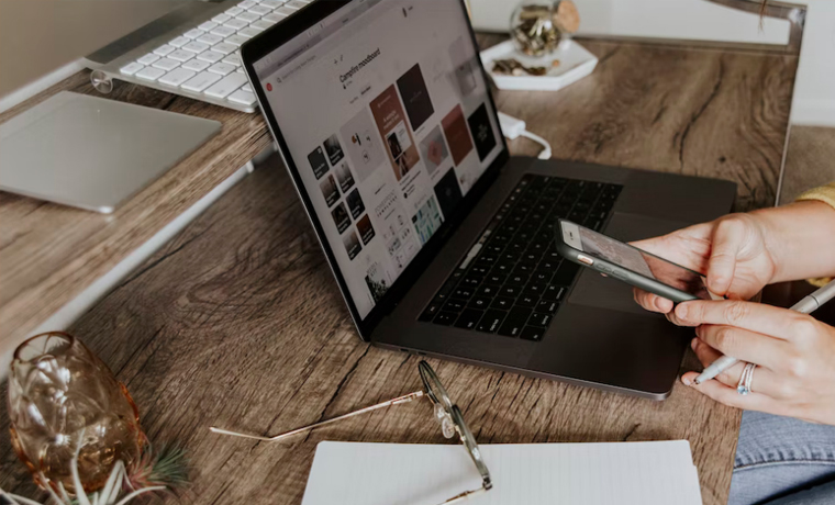 烟台网络公司在网站建设中对于手机端导航的样式选择